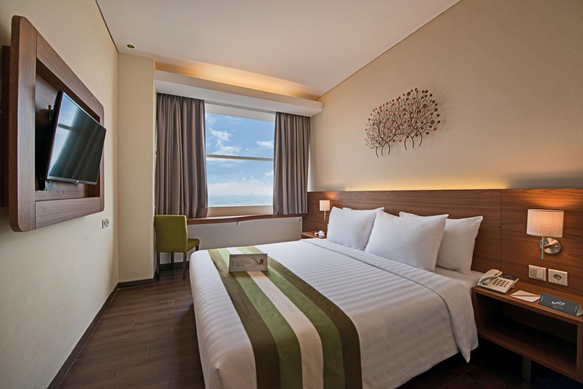 Grand Whiz Poins Simatupang Jakarta Exterior photo